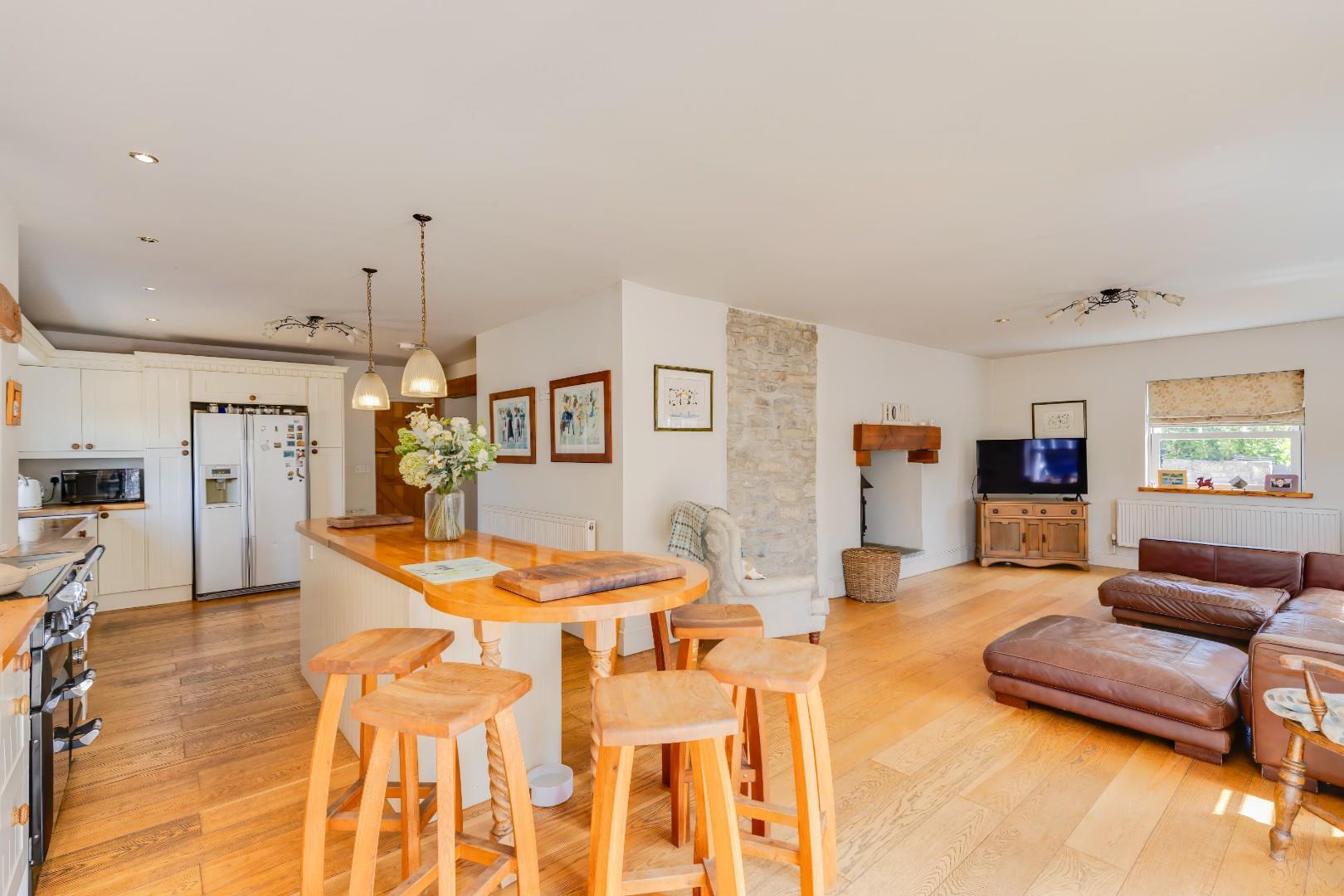 Redlands House, Bonvilston, Cardiff, CF5 6TQ
